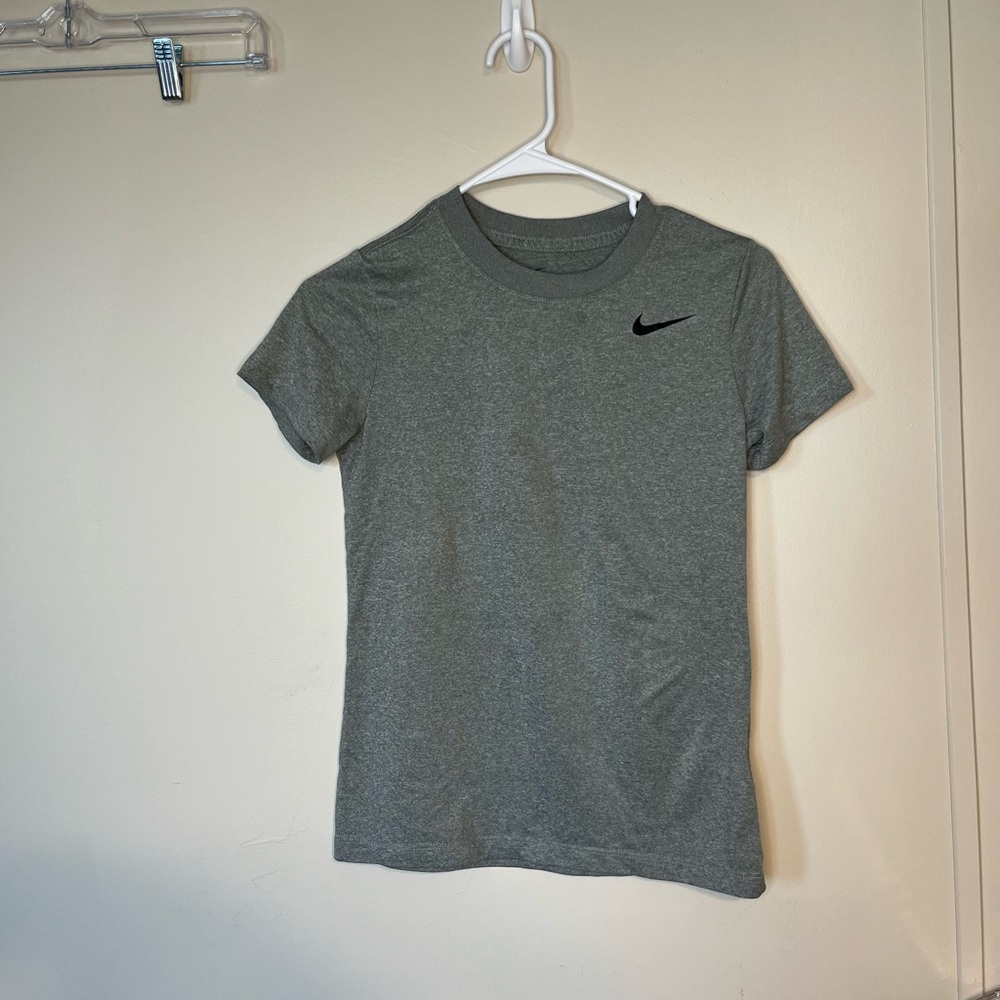 Nike Gray T-Shirt